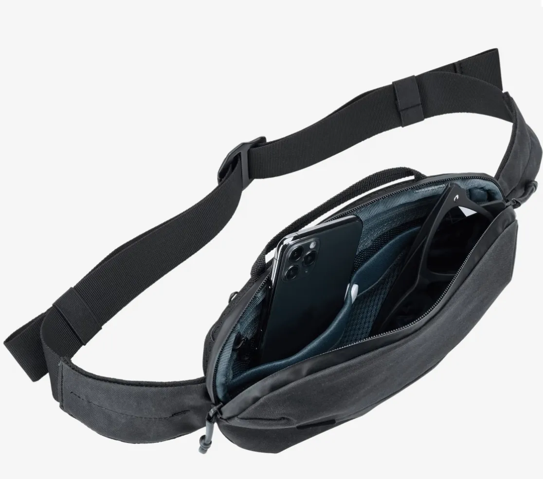 Aion Sling Bag Black - Thule