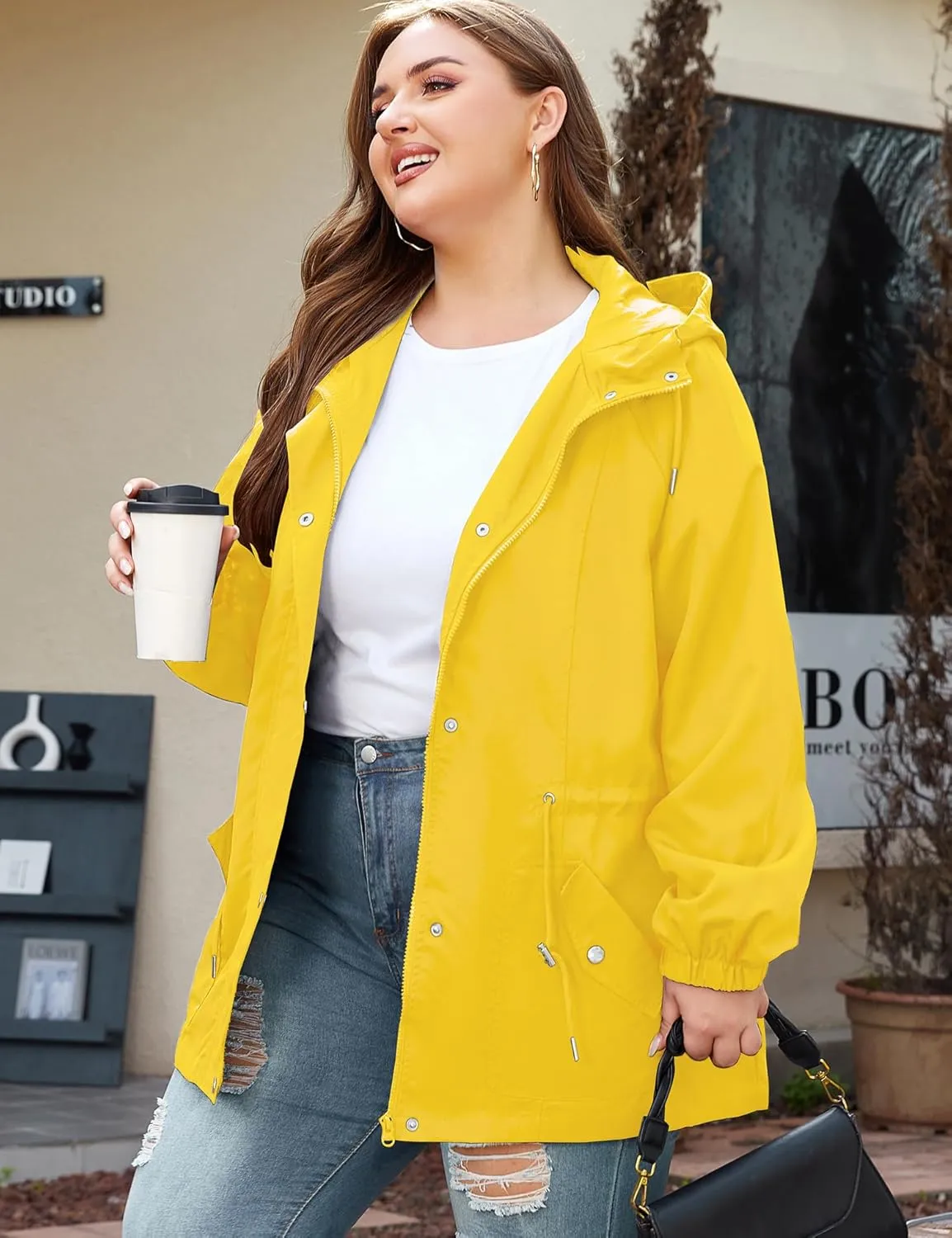 Bloggerlove Women's Rain Jacket Plus Size Lightweight Raincoat with Hood Waterproof Outdoor Windbreaker
