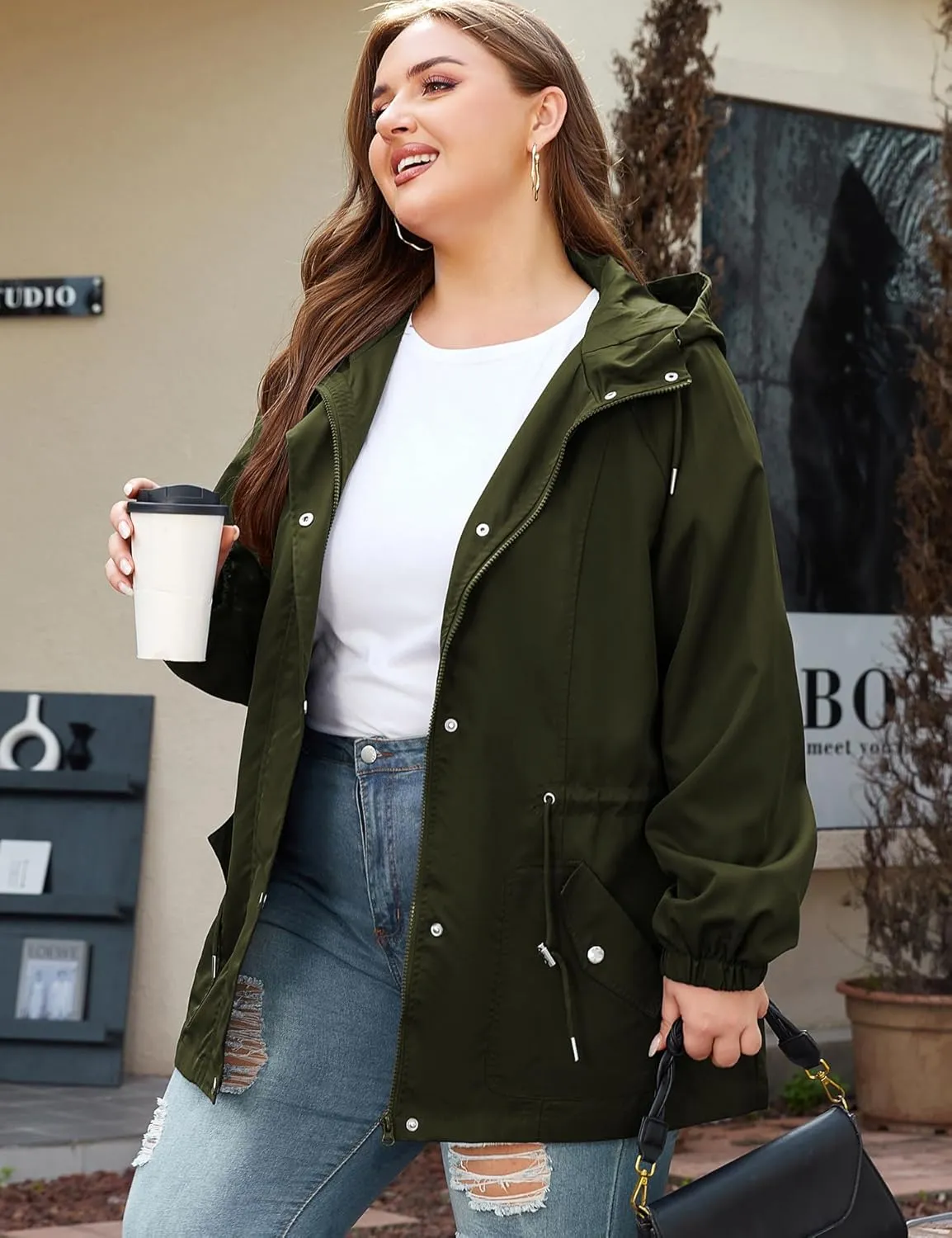 Bloggerlove Women's Rain Jacket Plus Size Lightweight Raincoat with Hood Waterproof Outdoor Windbreaker