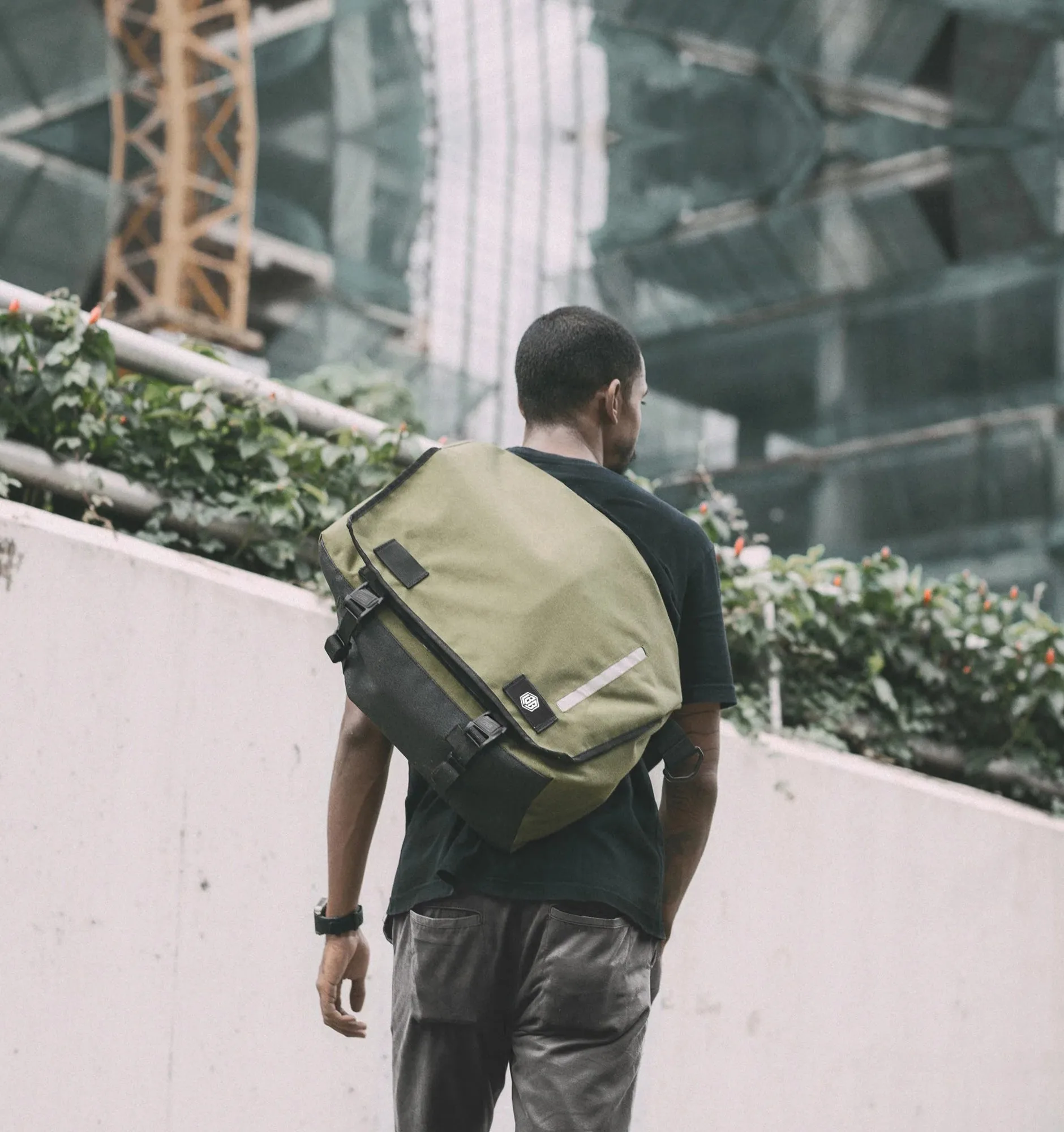 Life Behind Bars The Echelon [M] Messenger Bag