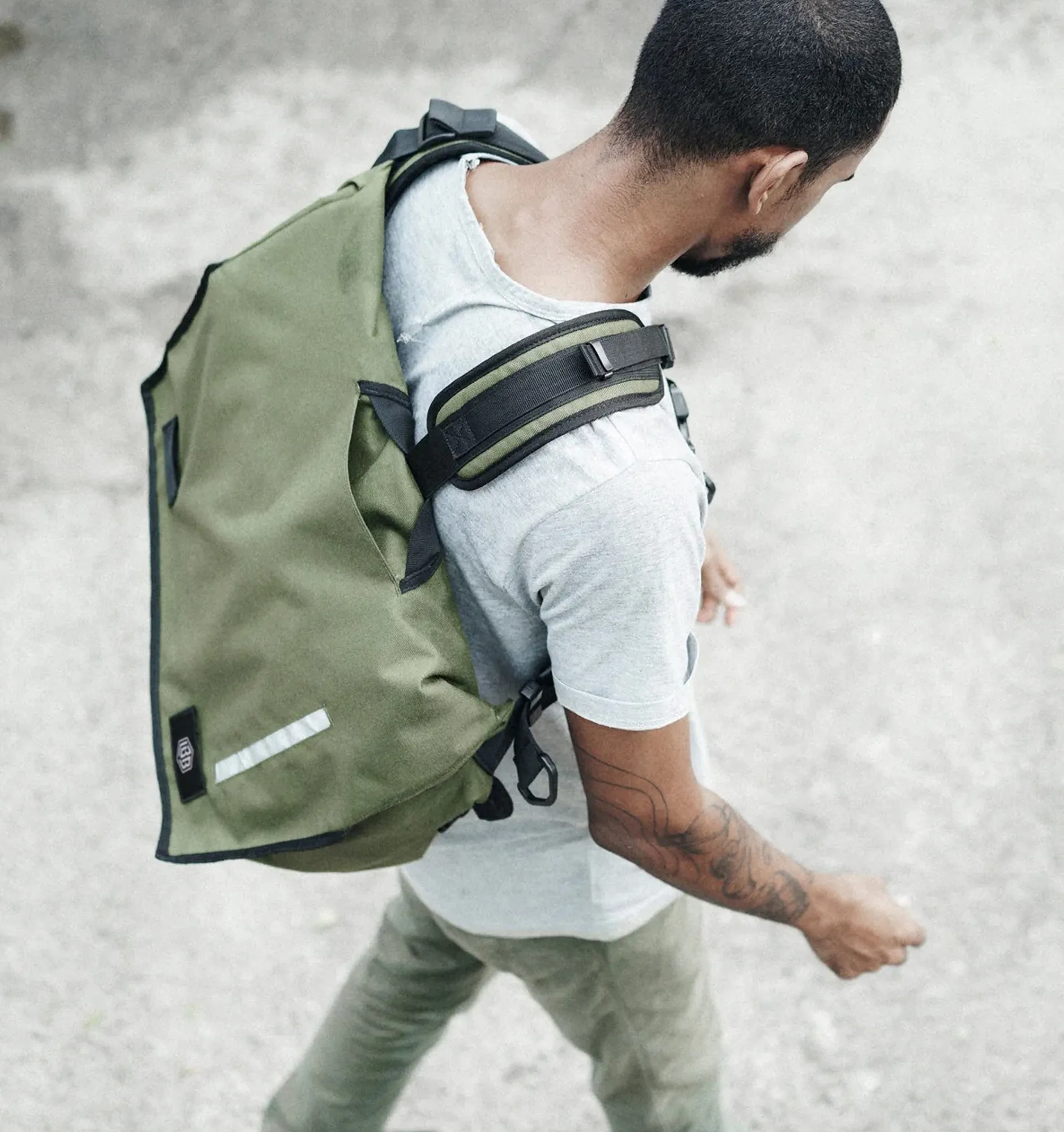 Life Behind Bars The Echelon [M] Messenger Bag