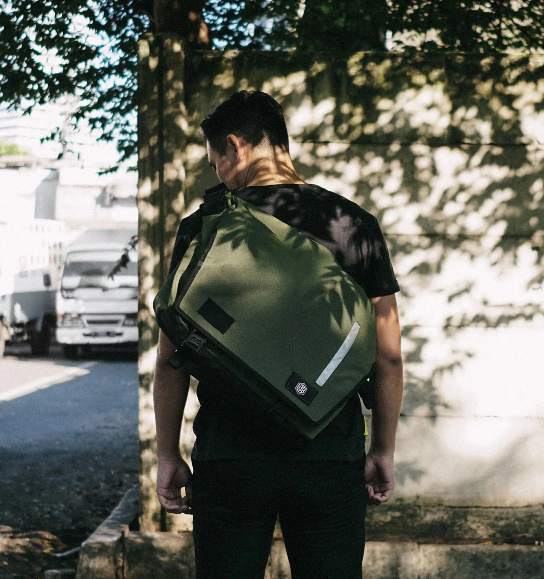 Life Behind Bars The Echelon [M] Messenger Bag