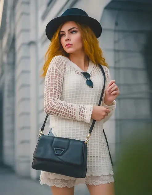 Luxe Quilted Chain Shoulder Bag (Black)