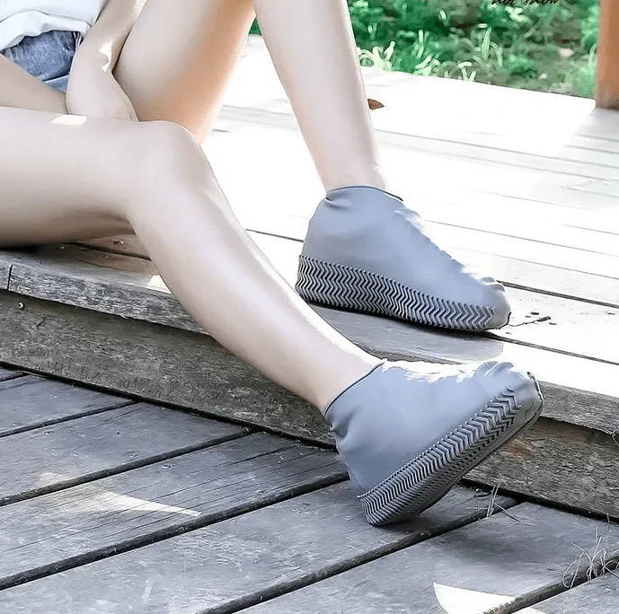 Men And Women Hiking Slip Wearable Easy To Carry Silicone Rain Boots