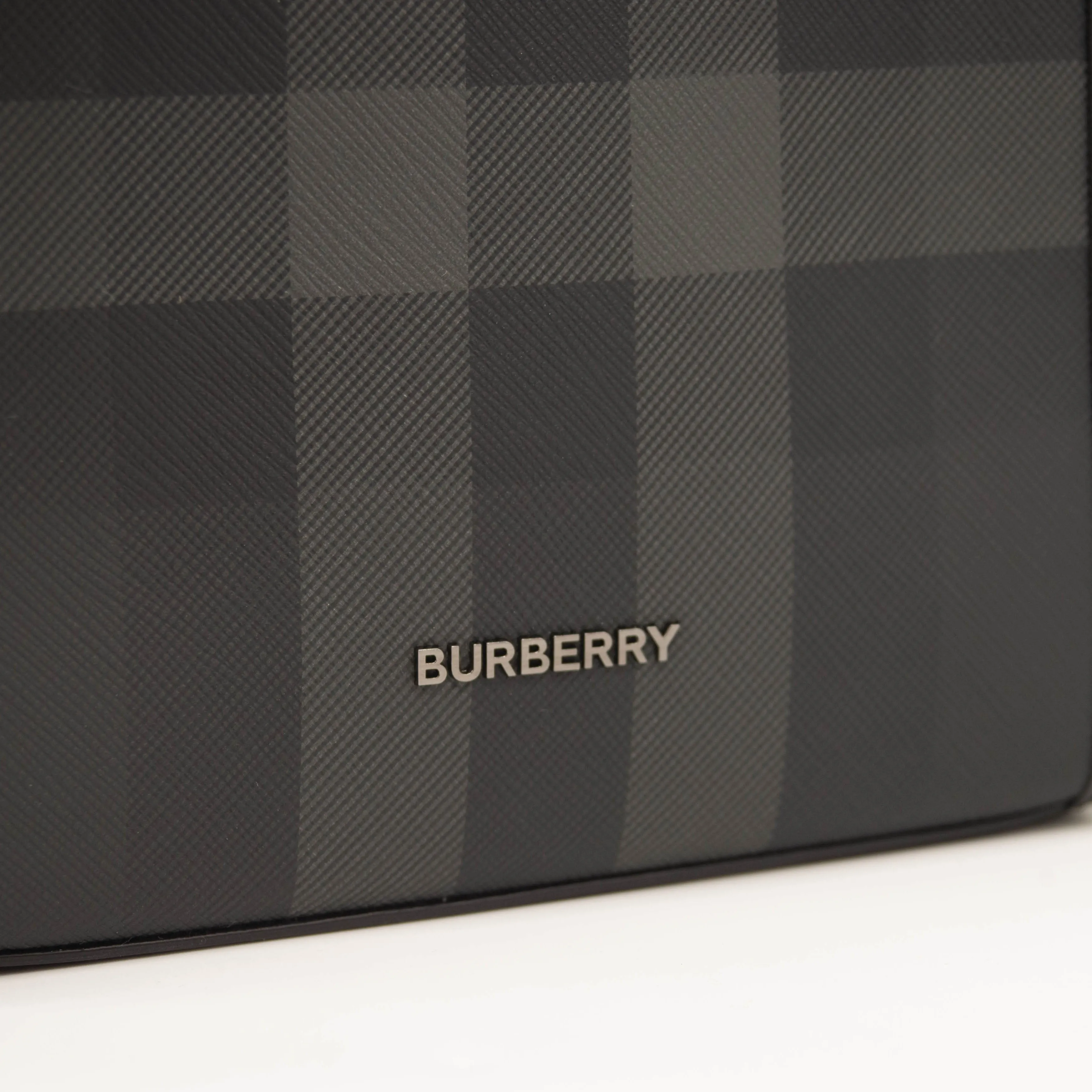 NEW Burberry Denny check-print messenger bag
