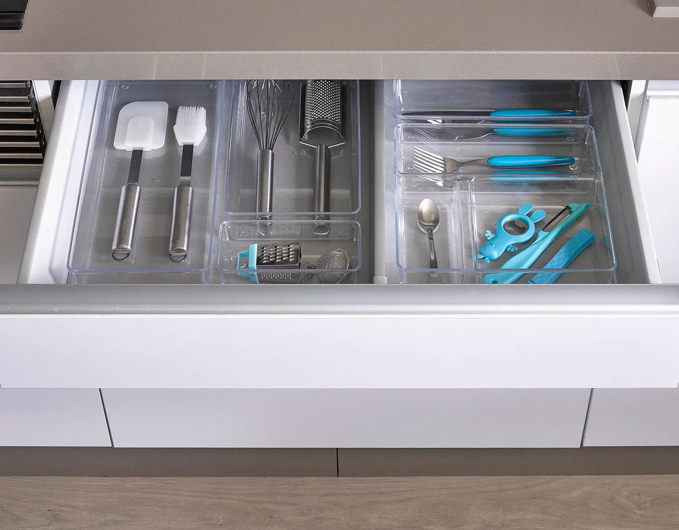 Plastic Forte Transparent Kitchen Drawer Organizer, Cutlery Tray - No. 6