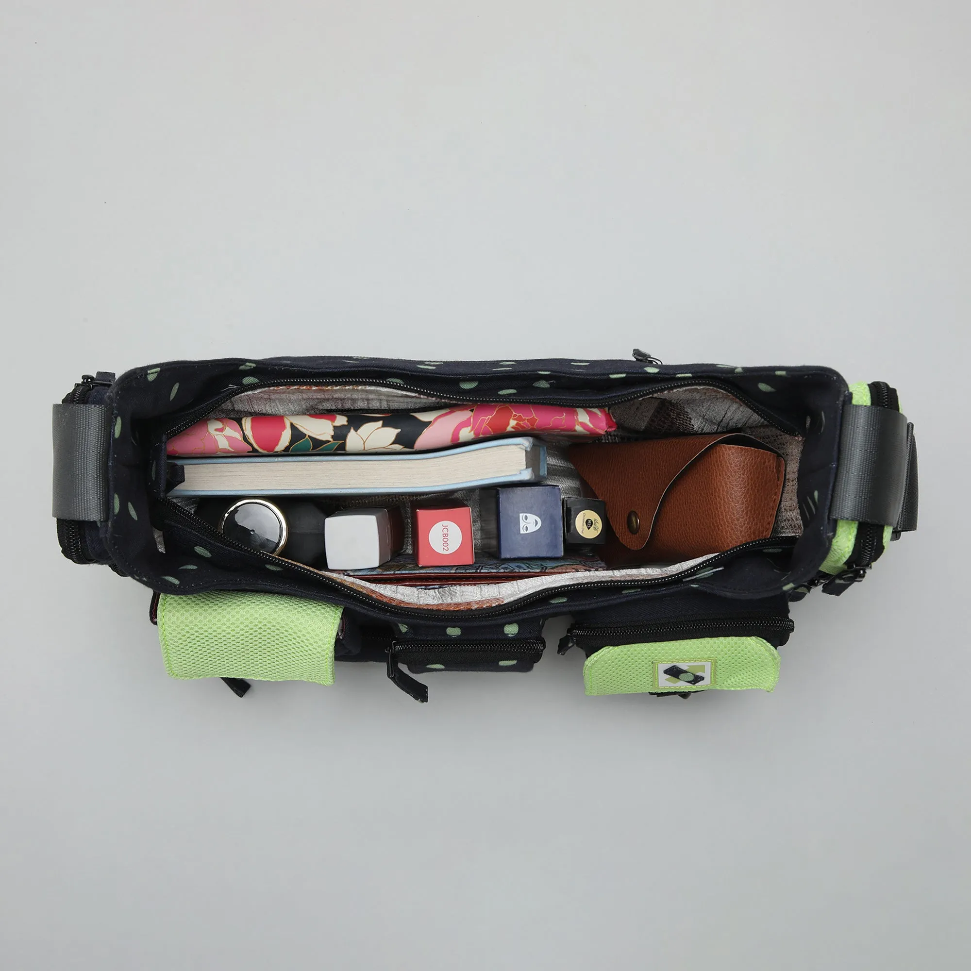 POCKET CLUSTER 306.16 MESSENGER BAG