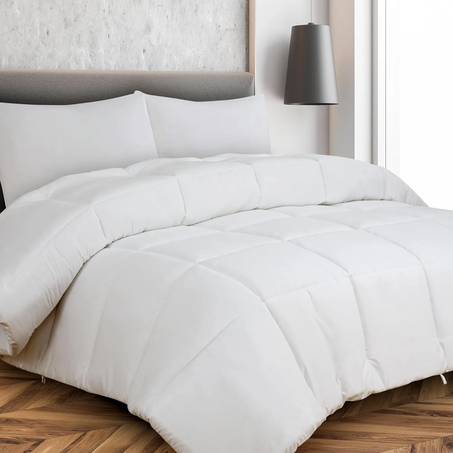 ROYALE Queen All Season Down Alternative Bedding - Lightweight Quilted Comforter with Corner Tabs - Ultra Soft Luxury Hotel Comforter - Box Stitched Duvet Insert (Queen, White)