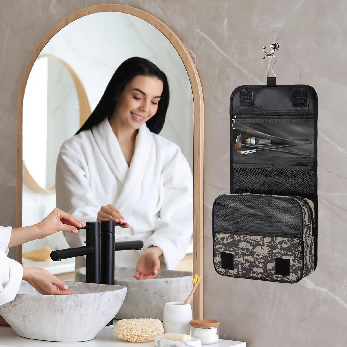 Travel Toiletry Bag for Women & Men Bohemian Skull Cool Hanging Cosmetic Organizer Portable Waterproof Makeup Case Make Up Bag with Compartments Travel Essentials for Bathroom Shower