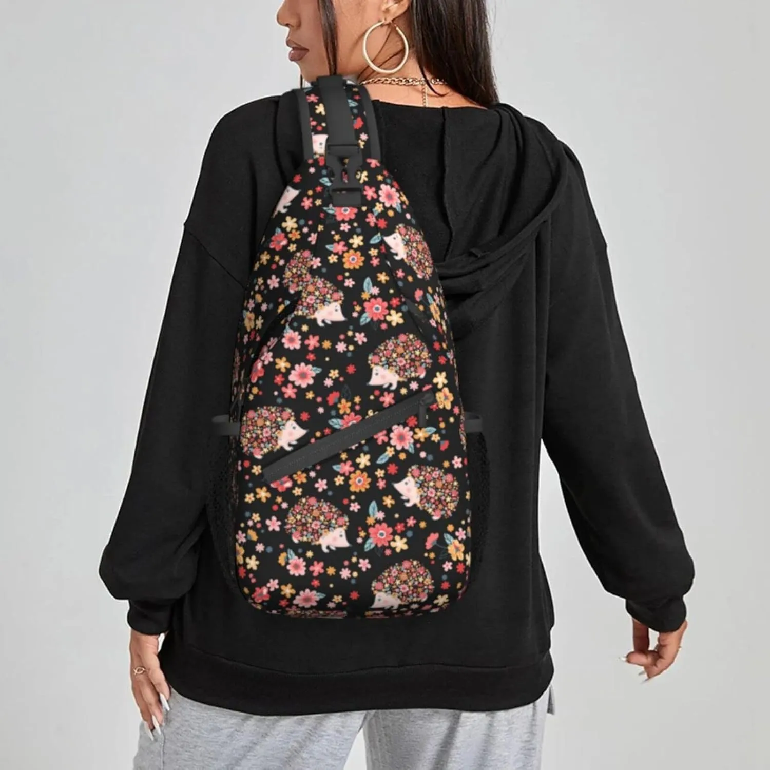 Women Cute Flowers Hedgehogs Black Crossbody Sling Backpack for Men Chest Bag Shoulder Bag Lightweight One Strap Backpack Travel Outdoor Daypack