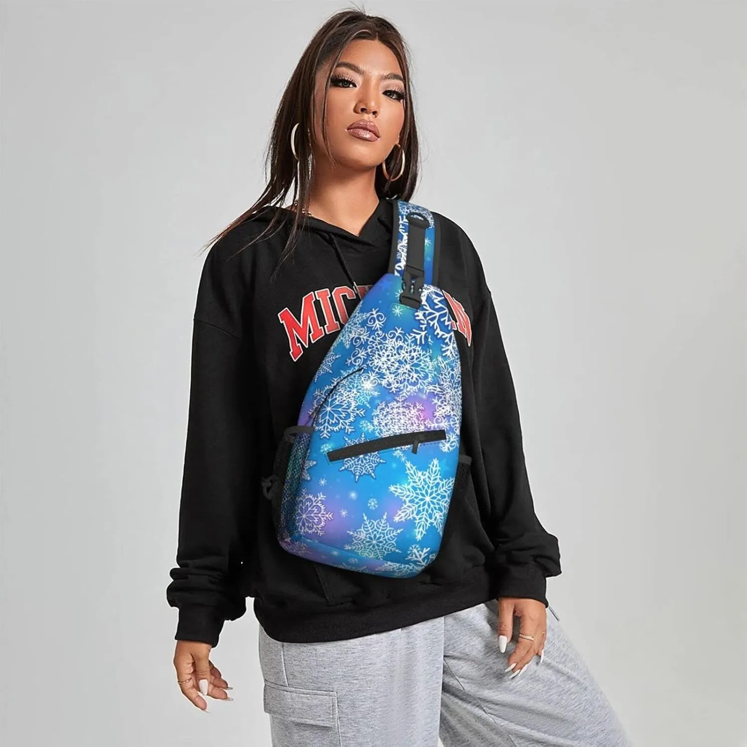 Women Snowflakes Winter Christmas Crossbody Sling Backpack for Men Chest Bag Shoulder Bag Lightweight One Strap Backpack Travel Outdoor Daypack