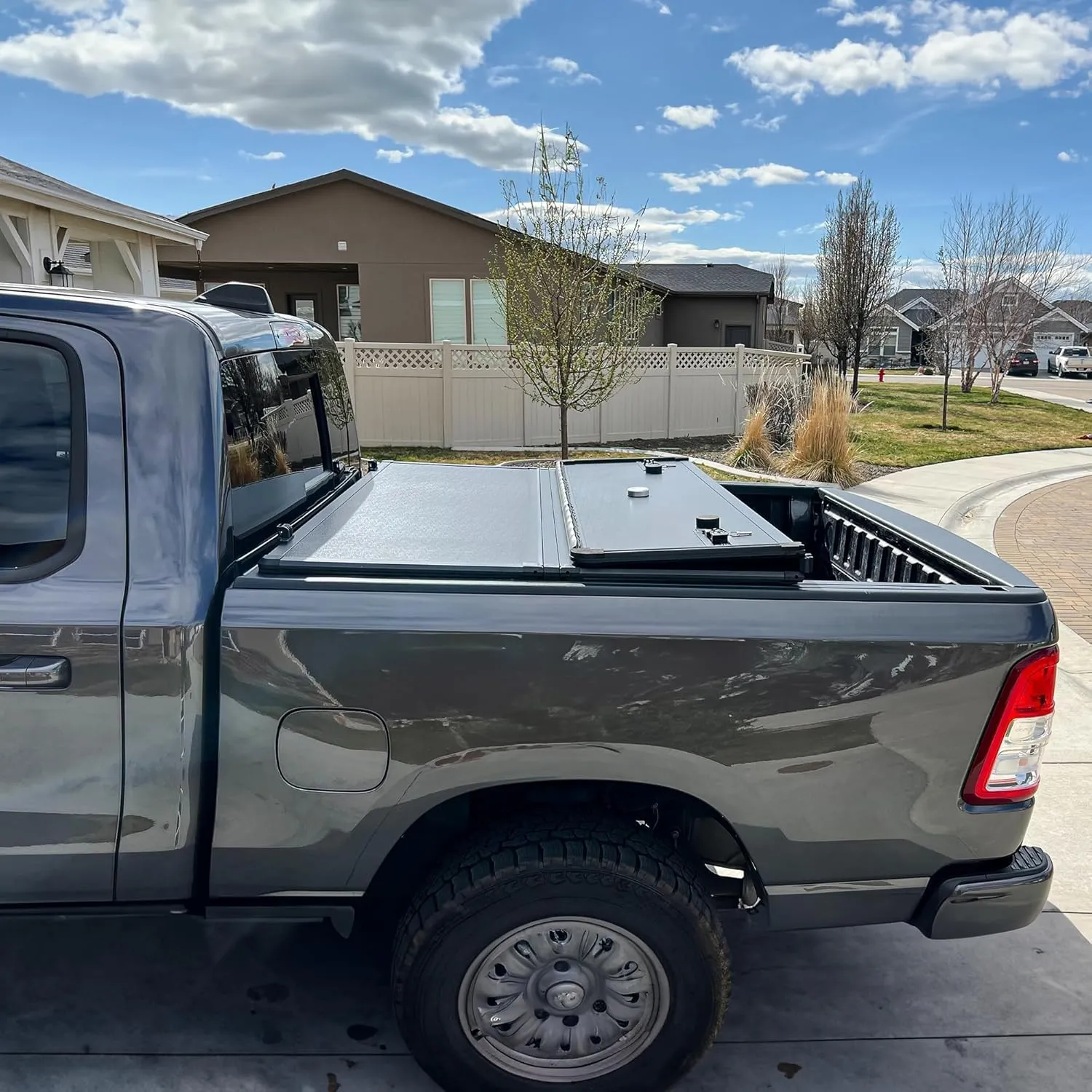 YITAMOTOR FRP Hard Tri-Fold Truck Bed Tonneau Cover Fits for Toyota Tacoma 2024 2025 6 ft Bed with Deck Rail System (Excl. Trail Edition)